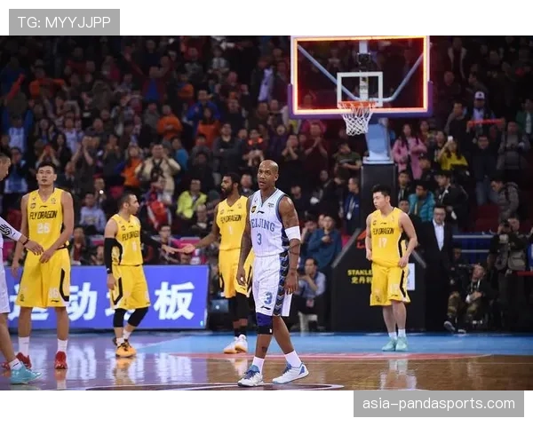 太阳主场击败奇才 布克22分领衔全队六人得分上双 太阳主场击败奇才 布克22分领衔全队六人得分上双