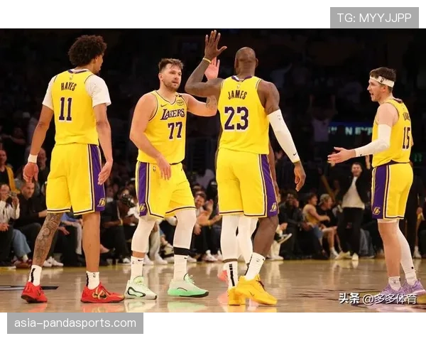 湖人詹姆斯东契奇双核驱动 进攻体系多元化发展 湖人詹姆斯东契奇双核驱动 进攻体系多元化发展