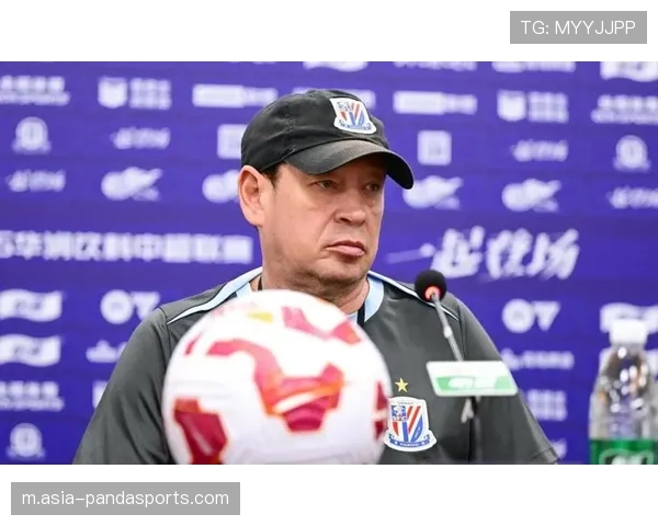 斯卢茨基：少一人作战很难战术点评 队员拼搏精神值得肯定