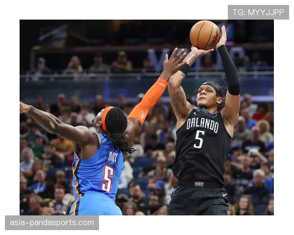 班凯罗魔术进攻第一发起点 内线冲击与外线投射结合 班凯罗魔术进攻第一发起点 内线冲击与外线投射结合